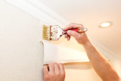 Pose de papier peint à Saint-Révérend — revêtements muraux et toiles de verre